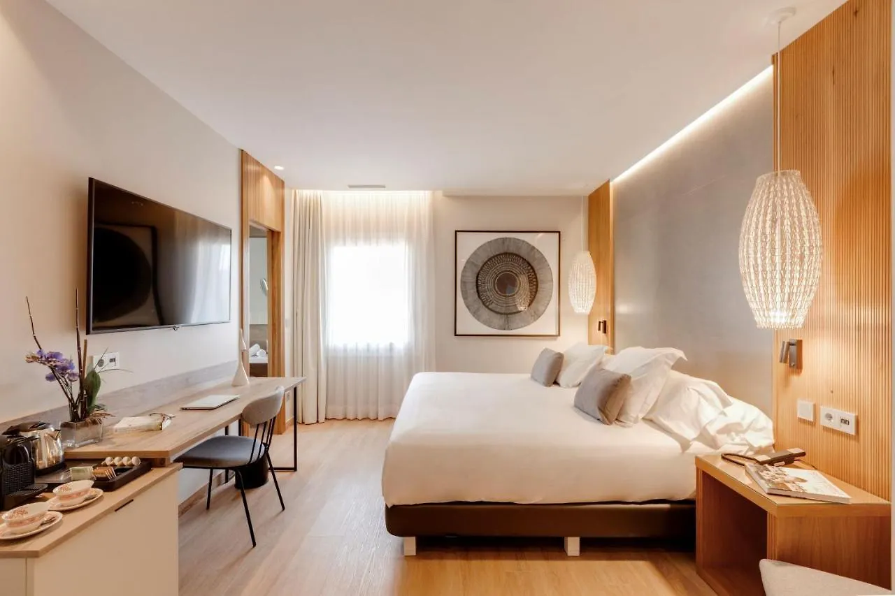 Hotel Boutique Mirlo Barcelona 5*,  Spain