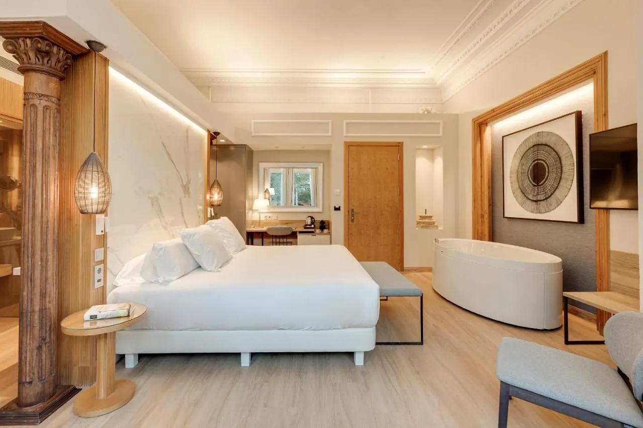Hotel Boutique Mirlo Barcelona 5*,
