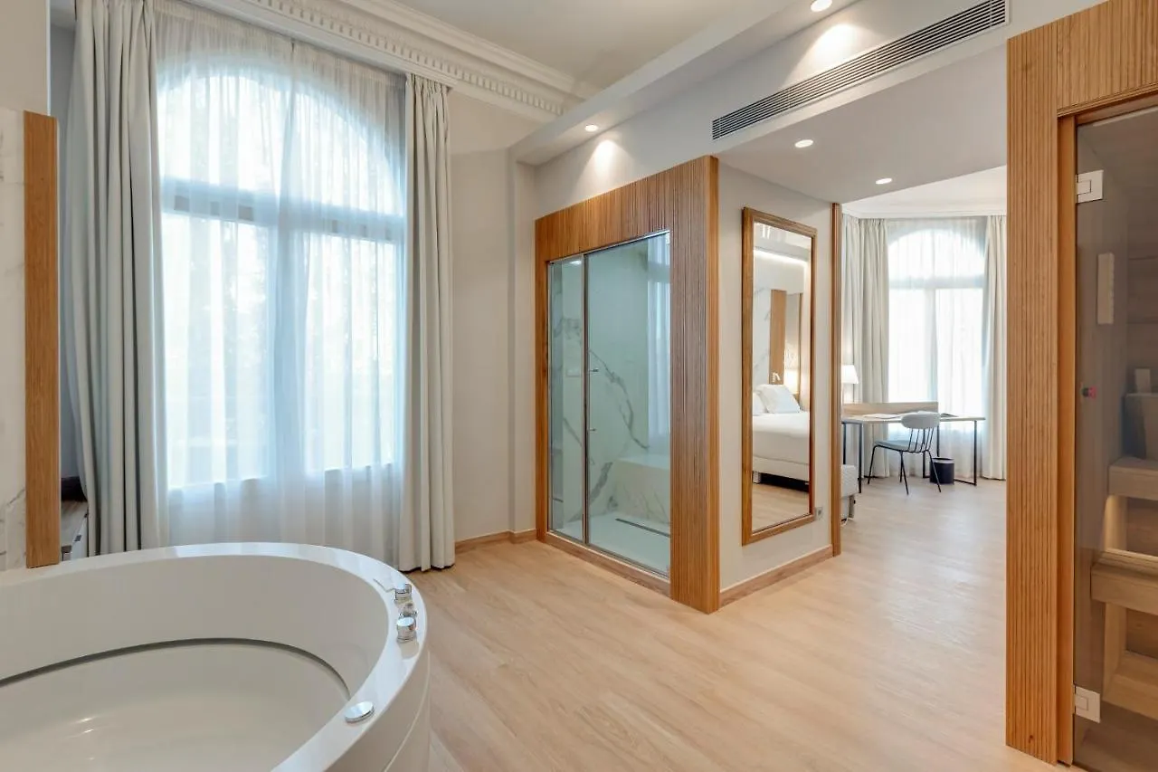Hotel Boutique Mirlo Barcelona 5*,